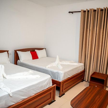 Sea Way Hotel Nilaveli Bagian luar foto